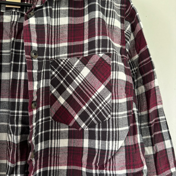 NEW maroon and black flannel - Picture 3 of 4